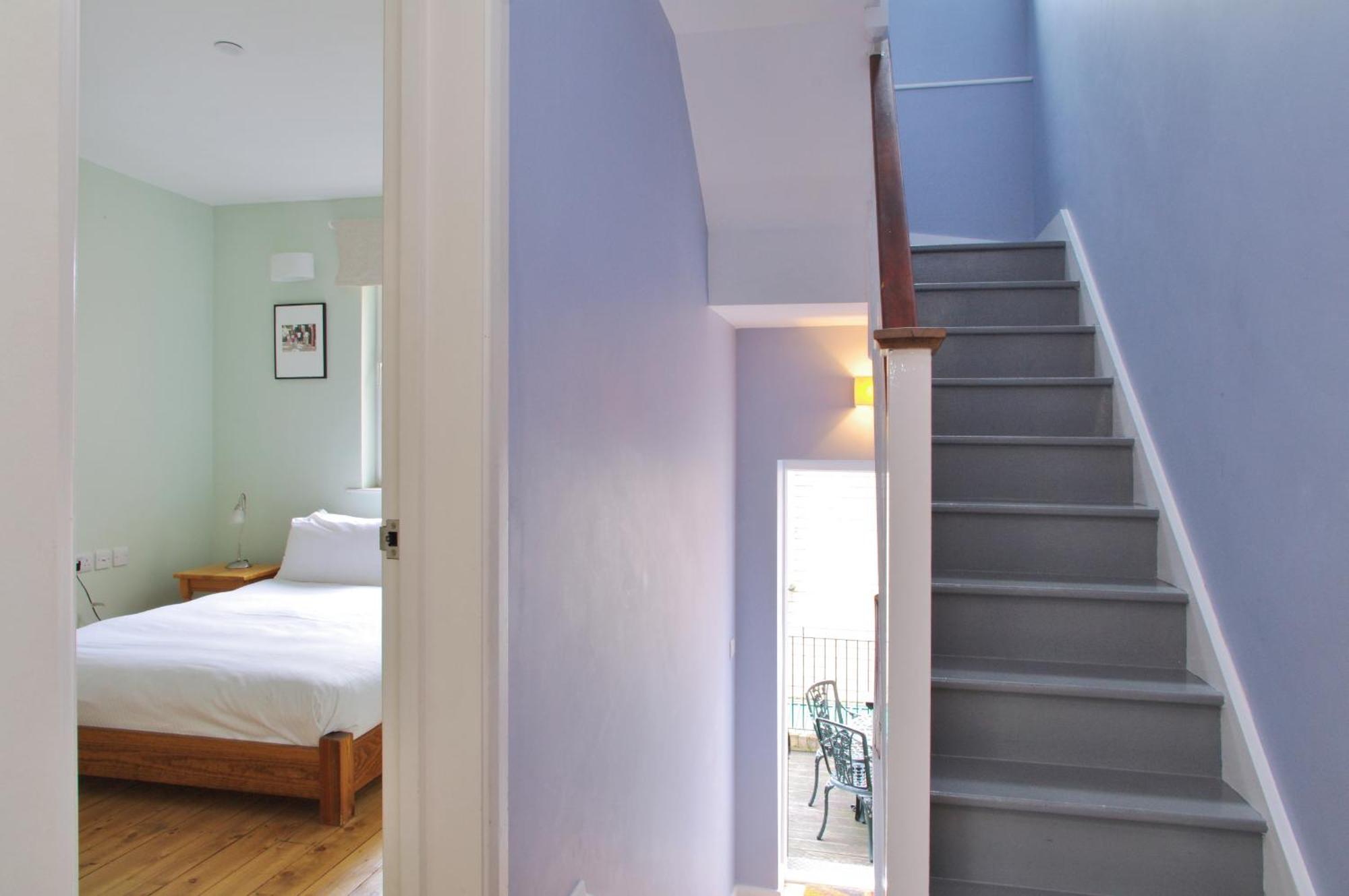 לונדון Comfortable Waterloo Home Near Thames מראה חיצוני תמונה