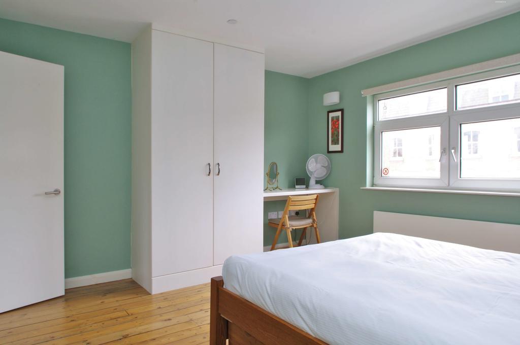 לונדון Comfortable Waterloo Home Near Thames מראה חיצוני תמונה