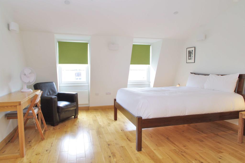 לונדון Comfortable Waterloo Home Near Thames מראה חיצוני תמונה