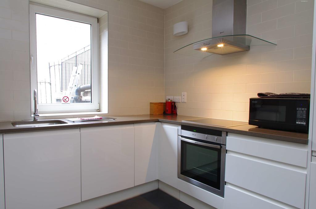 לונדון Comfortable Waterloo Home Near Thames מראה חיצוני תמונה